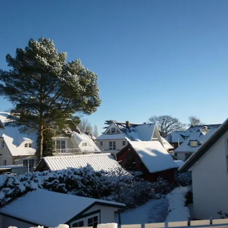 2 3 * Zingst